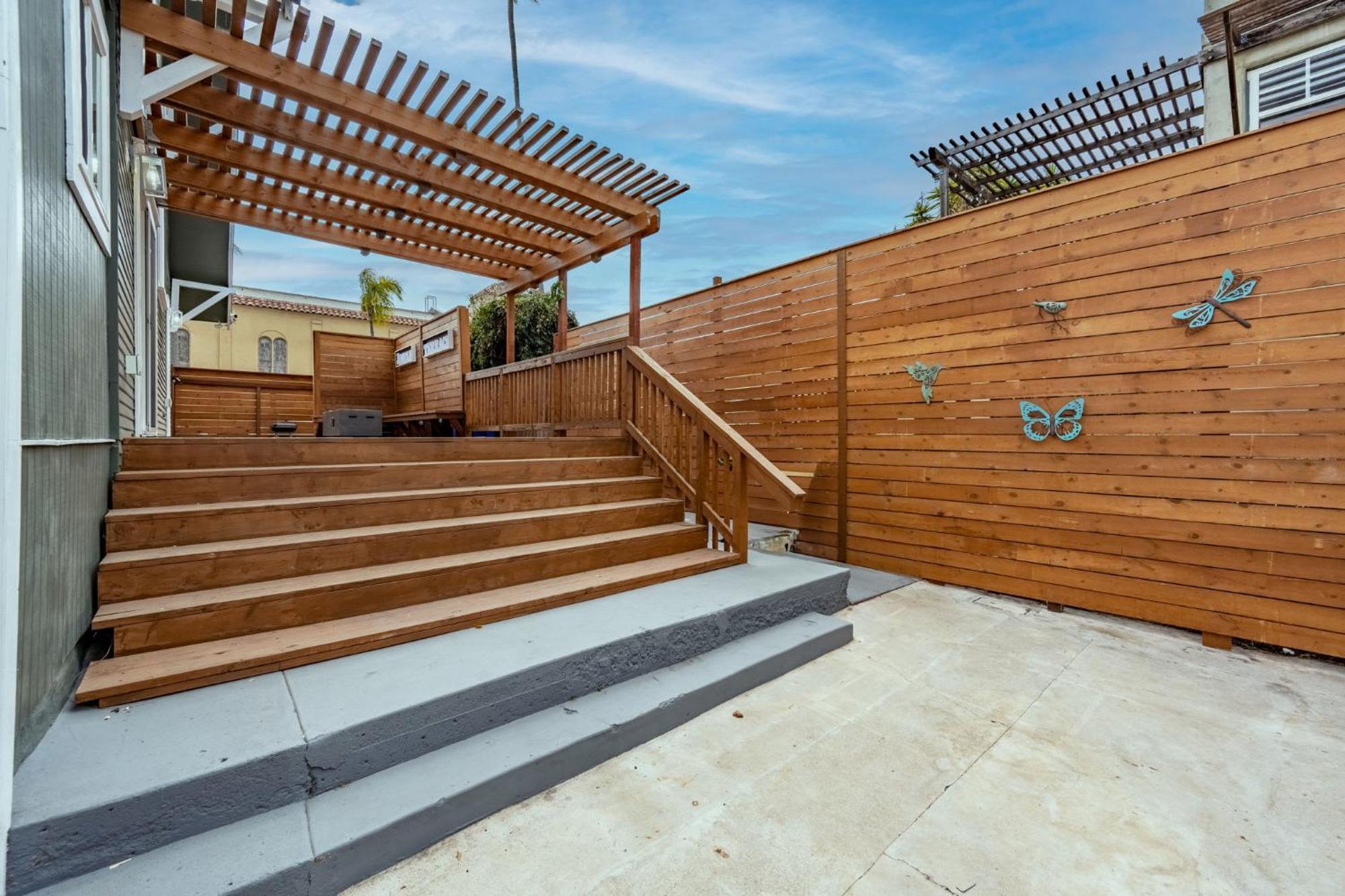 Designer Family In South Park W Fireplace * San Diego