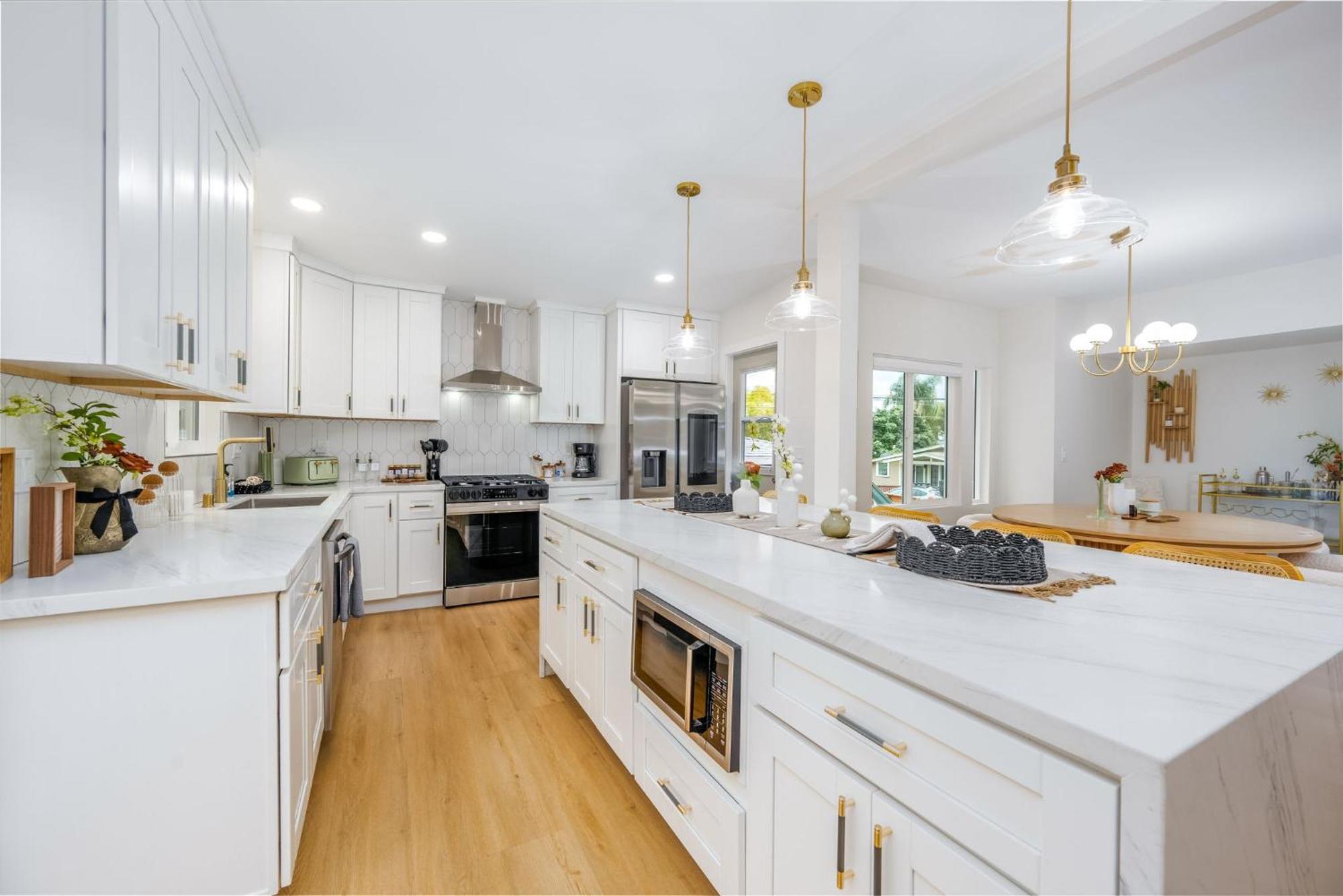 Designer Family In South Park W Fireplace San Diego